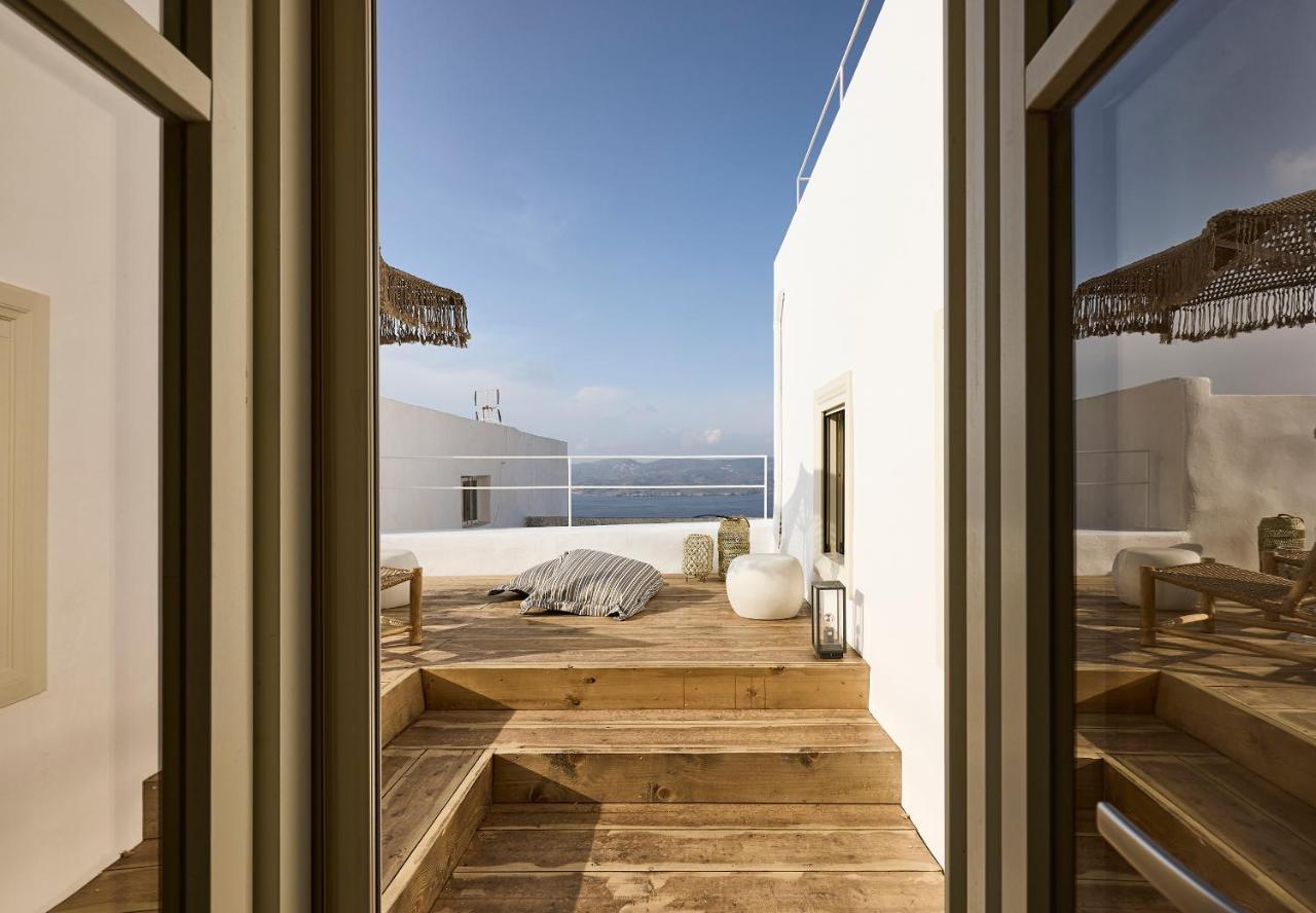 Niove Suites Milos Plaka  Bagian luar foto