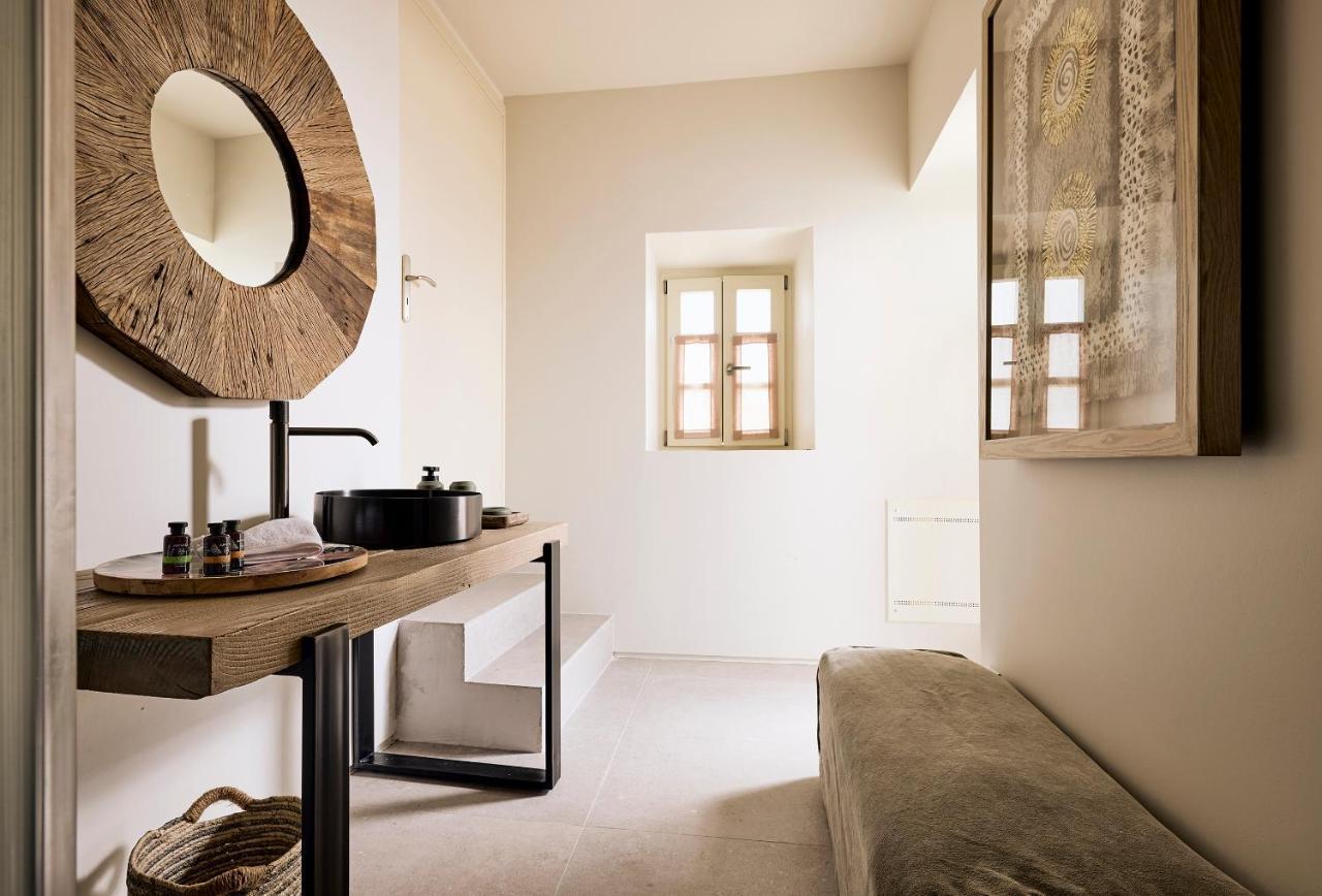 Niove Suites Milos Plaka  Bagian luar foto